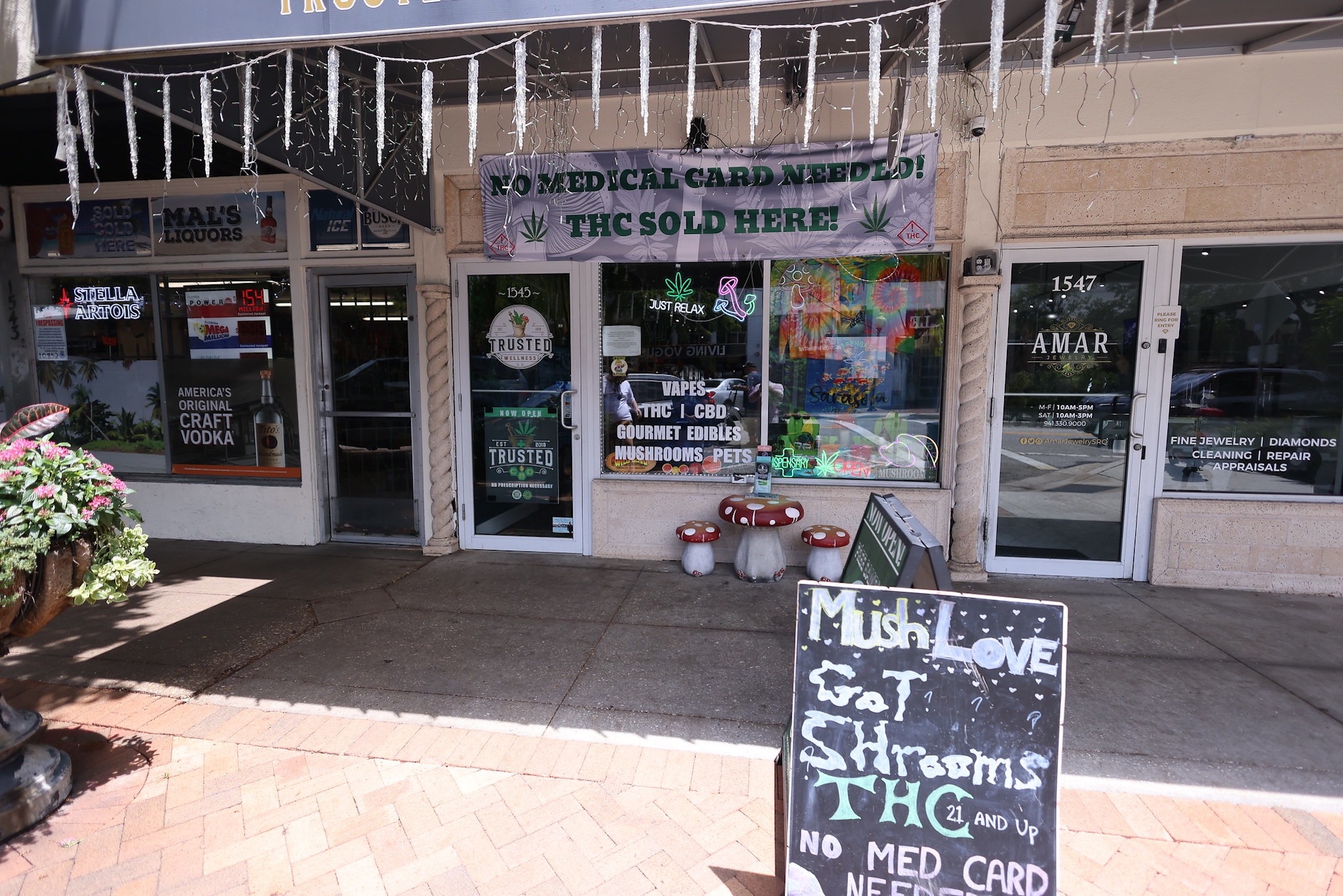 cbd smoke shops around me